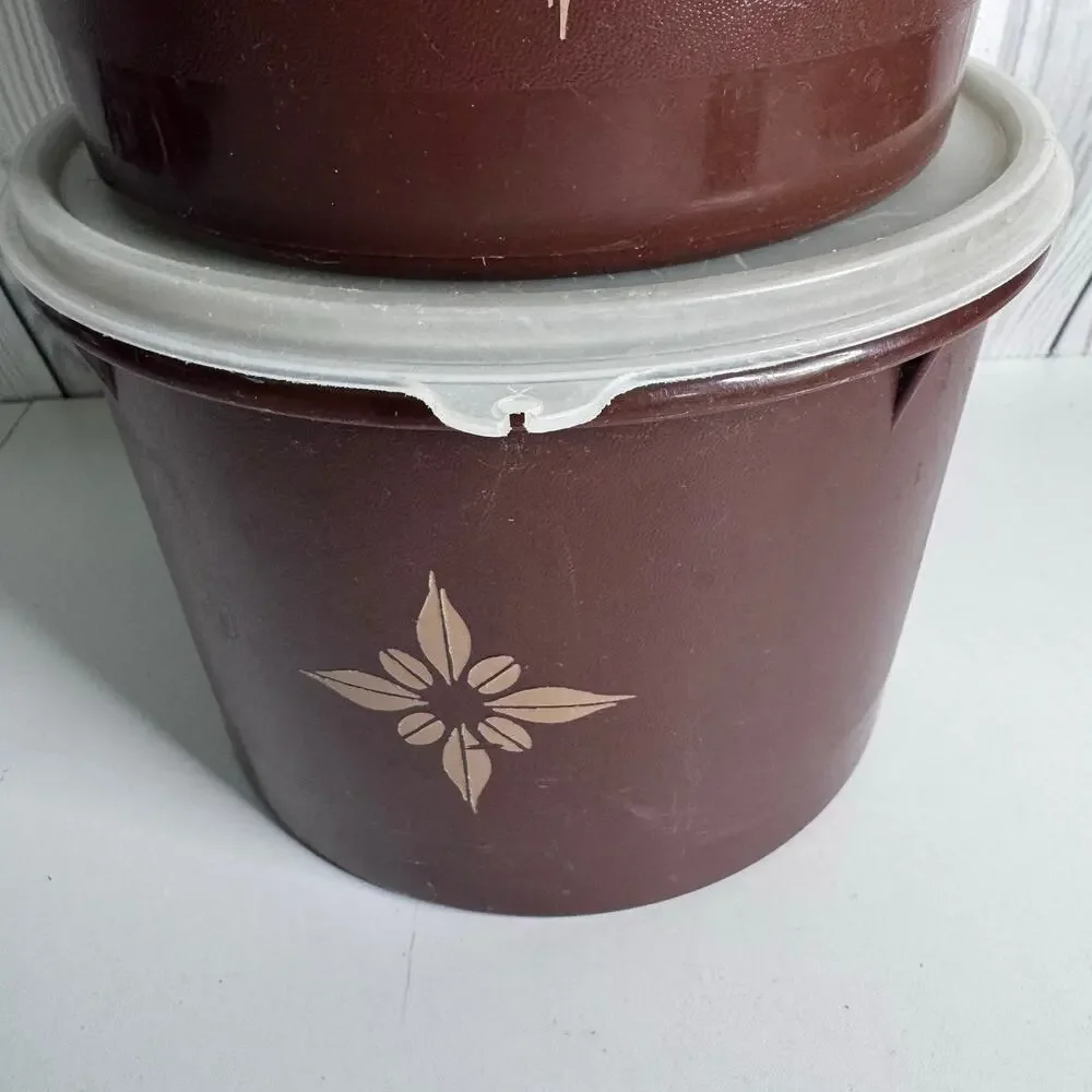 Tupperware vintage 1970s